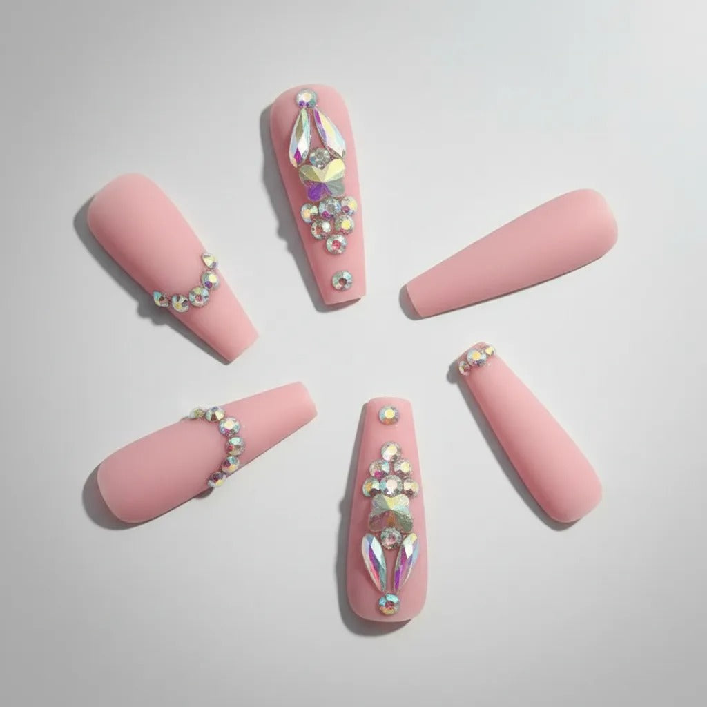 Uñas Press On tono Rosa Mate con diamantes de imitación