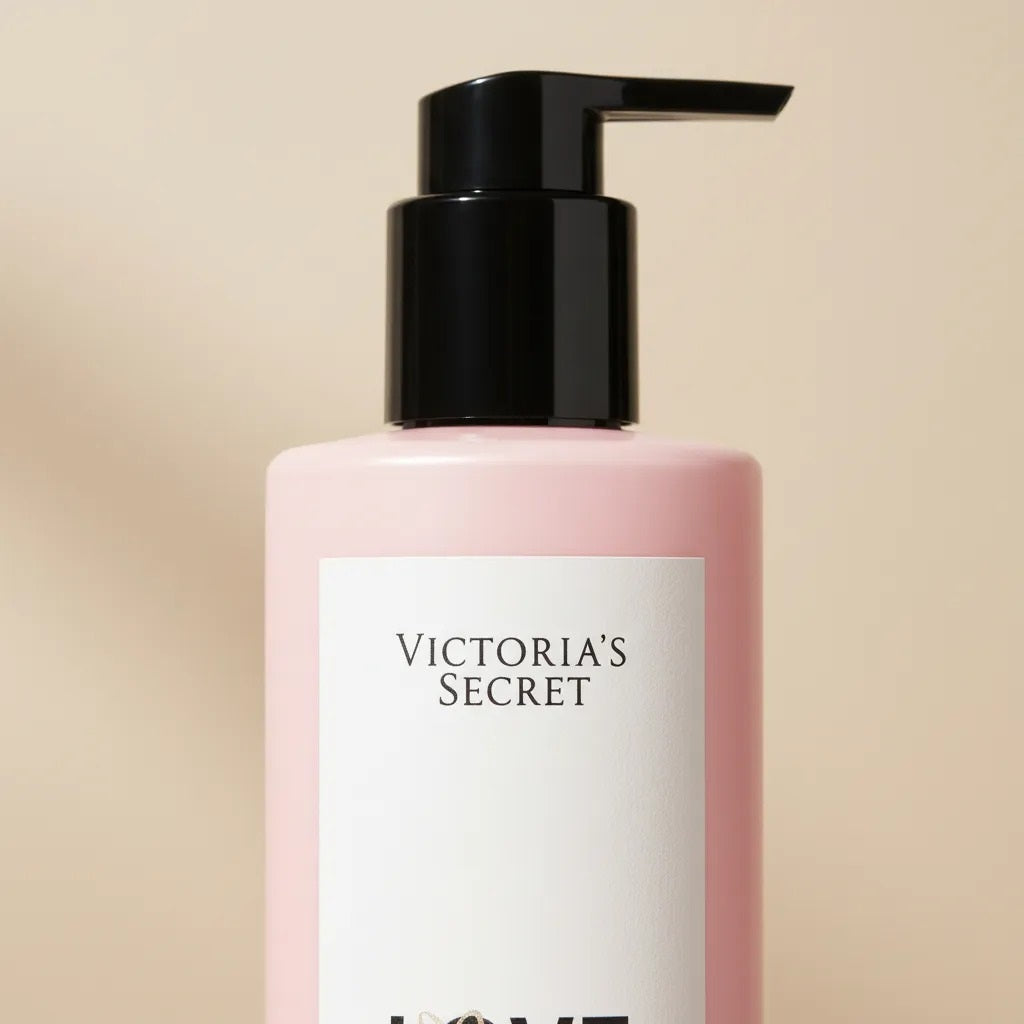 Crema Corporal Love  Victoria´s Secret