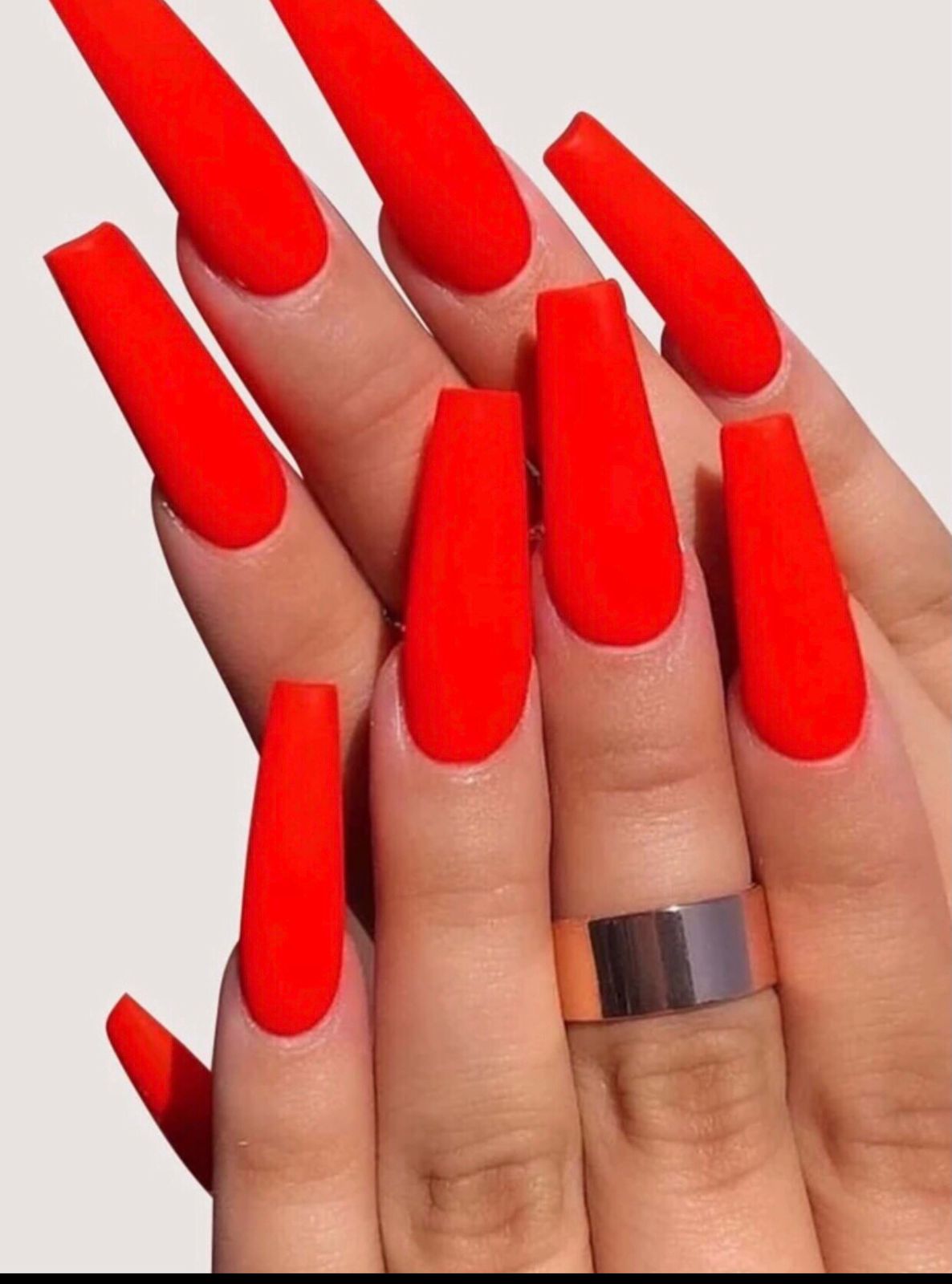 Uñas Press On estilo "Coffin" Tonos Mate